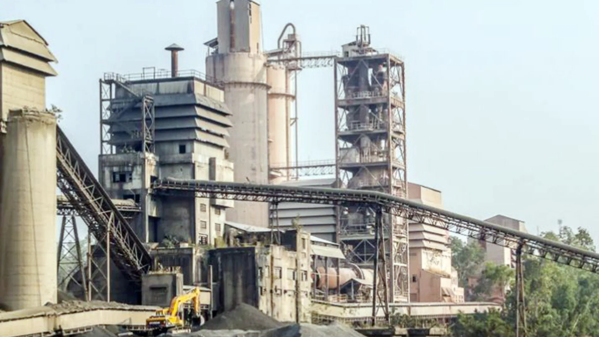 हेटौँडा सिमेन्ट उद्योग सञ्चालनमा ल्याउन सरकारको तयारी : मन्त्री यादव