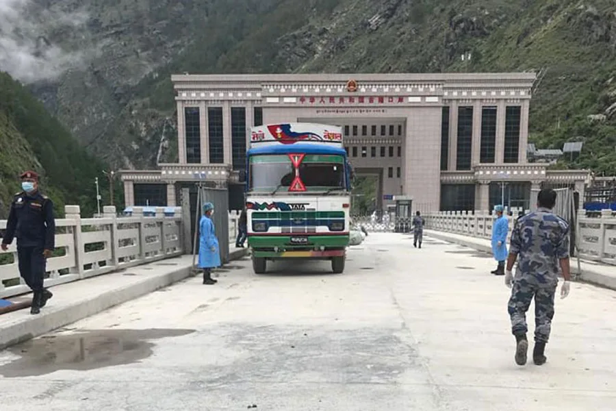 मितेरी पुल बग्दा प्रभावित भयो रसुवा भन्सार, एक वर्षको राजस्व १३ अर्ब ६४ करोडमा सिमित