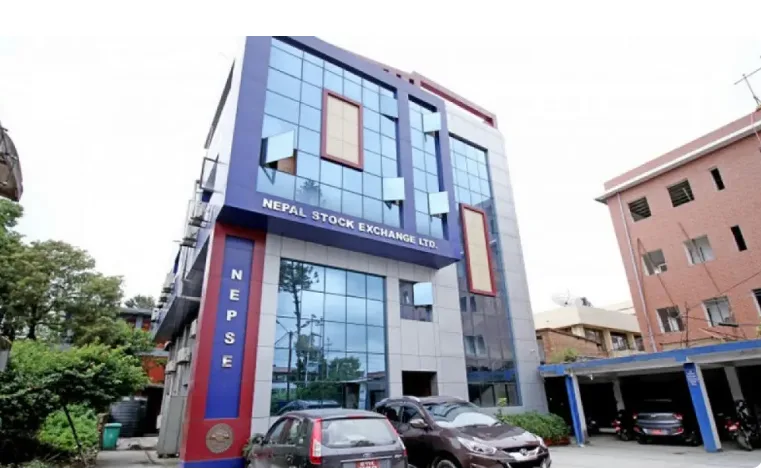 सार्वजनिक भयो शिवाकोटी प्रतिवेदन : नयाँ स्टकको लाइसेन्स तत्कालै दिन सु्झाव