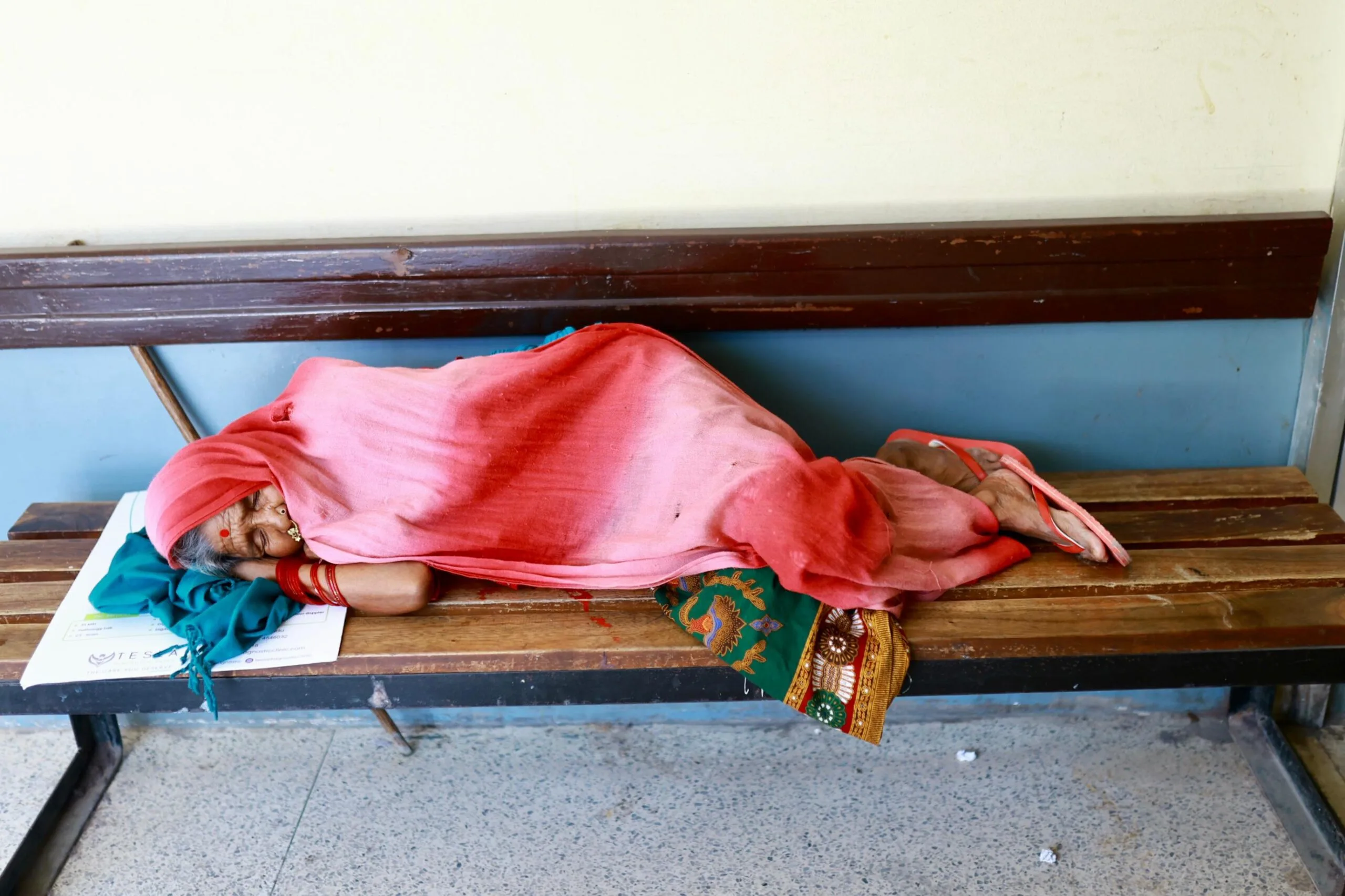 १० प्रतिशत निःशुल्क शय्या सेवामा मन्त्रालयको कडाइ, कुन अस्पतालमा कसलाई सम्पर्क गर्ने? (सूची सहीत)