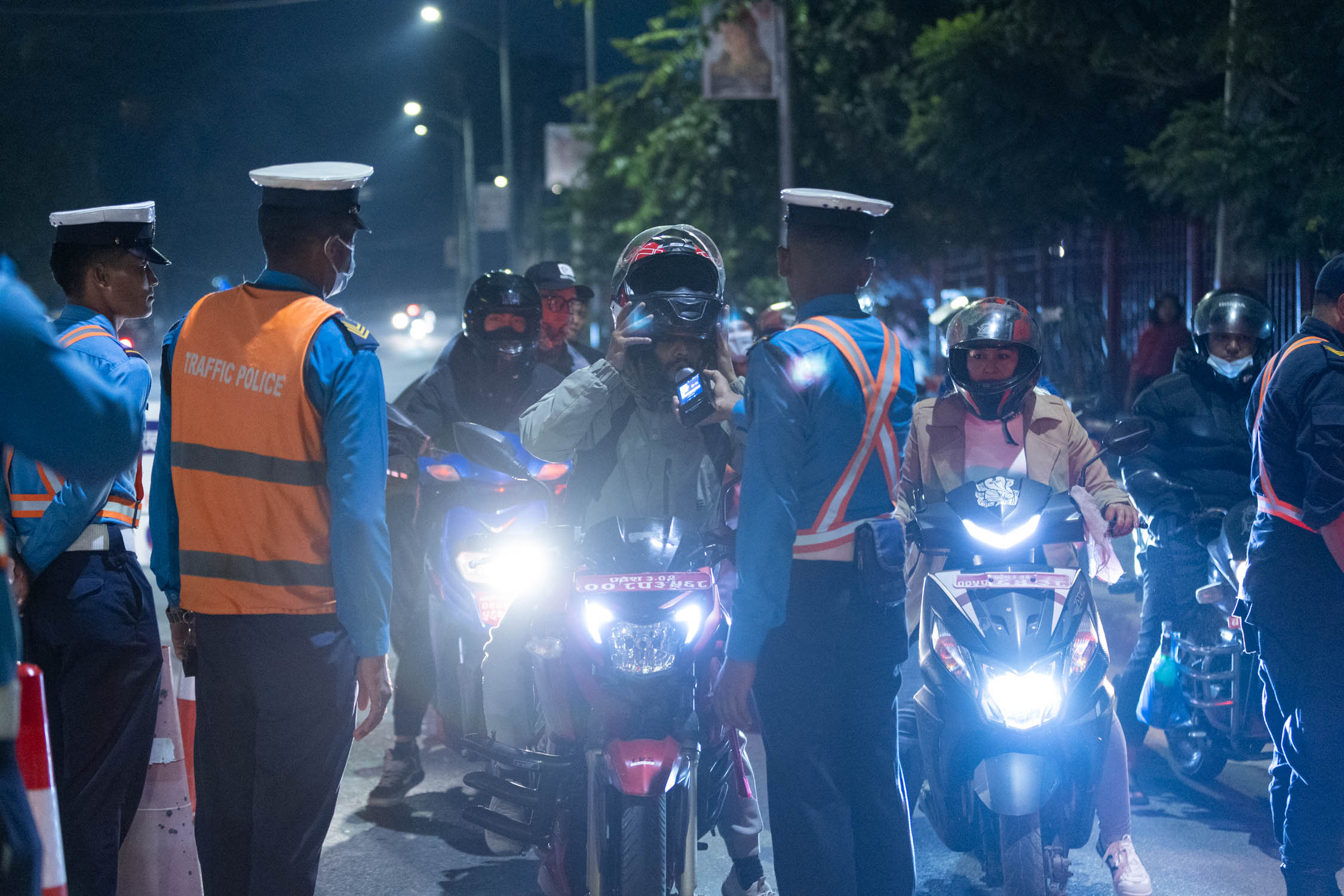 एकैदिन दुई हजार १५७ जनालाई ट्राफिक कारबाही, २१ लाख ४० हजार रुपैयाँभन्दा बढी जरिवाना