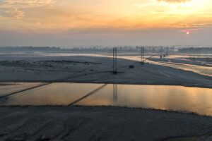 सुविधासँगै पर्यटक पनि तानिरहेको दोधारा चाँदनी पुल