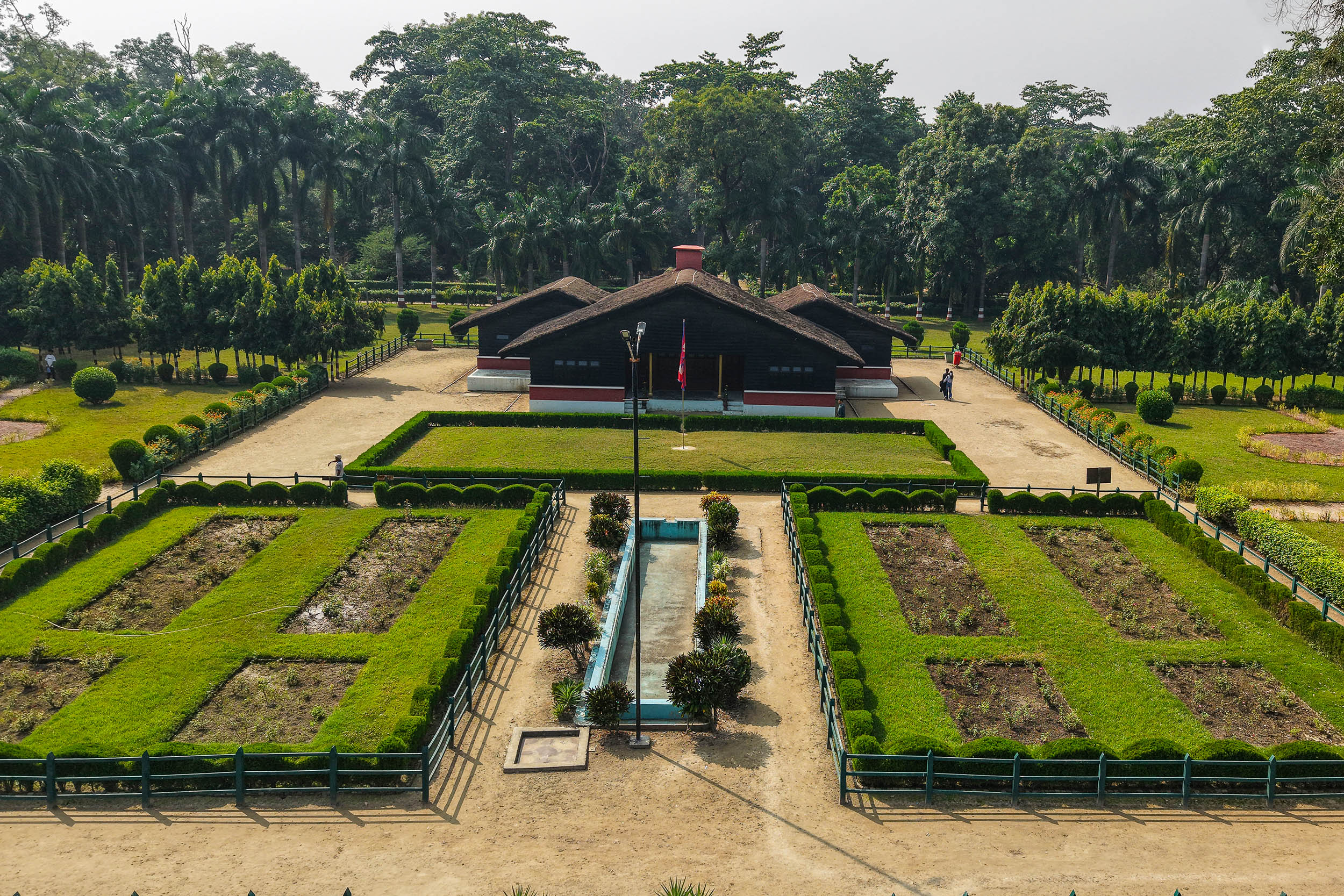 टीकापुर पार्कमा छन् अनेक घुम्नलायक ठाउँ, तर प्रचार कम हुँदा ओझेलमा