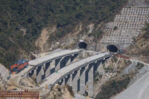 काठमाडौं-तराई/मधेस द्रुतमार्ग लेनडाँडामा नेपालकै अग्लो भूकम्प प्रतिरोधी पुल बन्दैछ