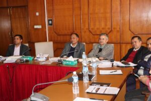 तोडिएका ठेक्काको तत्काल टेण्डर गरौं- मन्त्री कुलमान घिसिङ