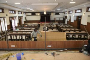 राष्ट्रियसभा बैठकका लागि कृषि समितिको हल मर्मत गरिँदै