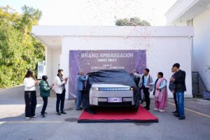 रोहित पौडेल बने ओमोडा र जेको गाडीको ब्राण्ड एम्बासडर, पाए एनपीएलमा जितेको कार