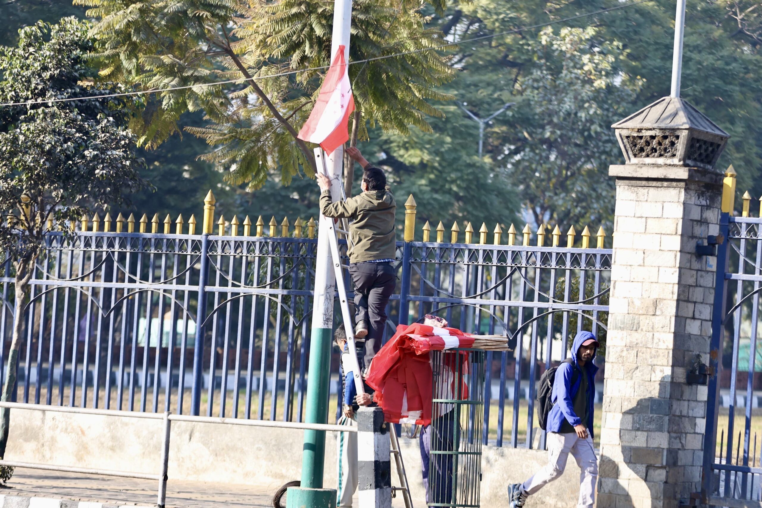 भृकुटीमण्डपमा महामन्त्रीद्वय गगन थापा र विश्वप्रकाश शर्मा नेतृत्वले आह्वान गरेको विशेष महाधिवेशनको तयारी तिब्र