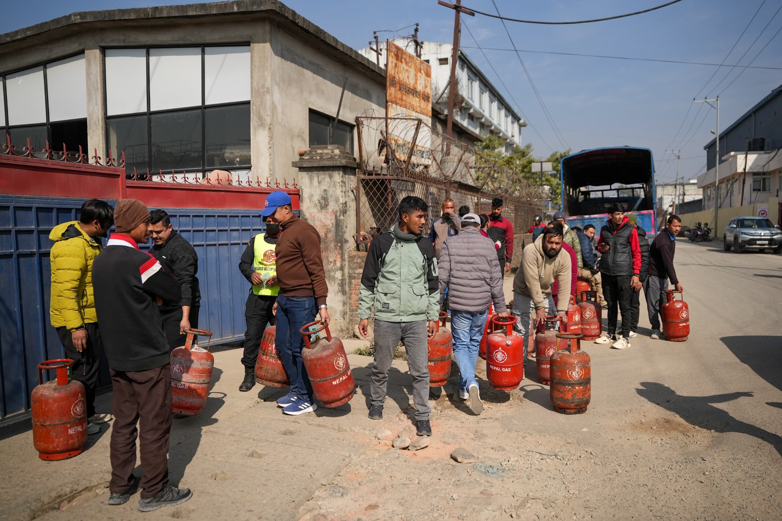 दुई सातादेखि ग्यासको कृतिम अभाव