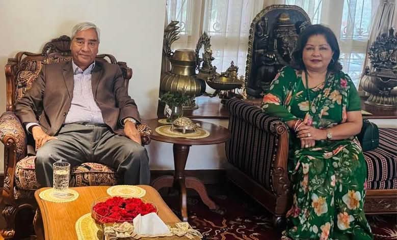 पूर्व प्रधानमन्त्री शेर बहादुर देउवा र पत्नी राणाविरुद्ध पक्राउ पूर्जी जारी