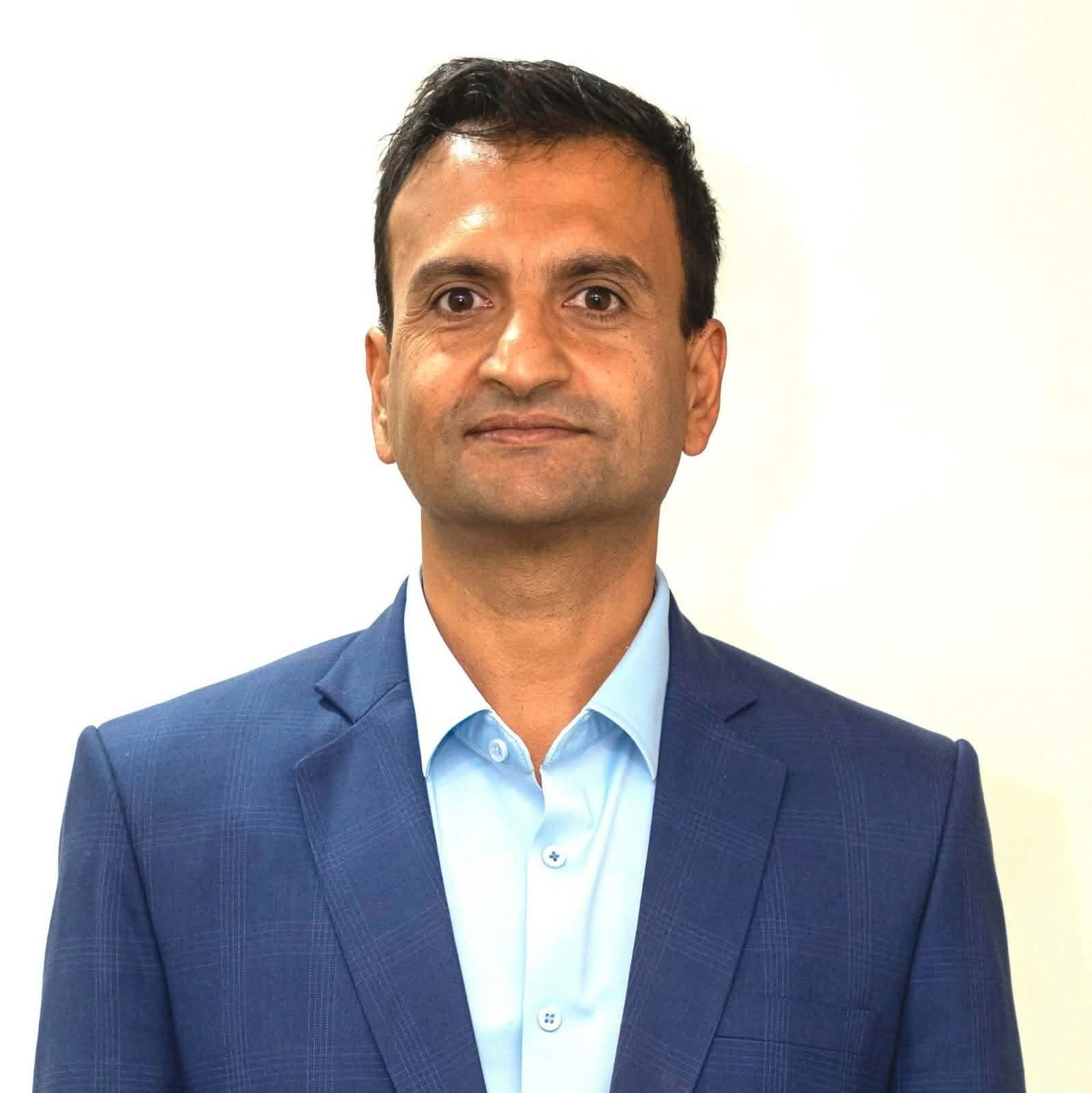 पूर्वाधार विकास समितिको सभापतिमा आशिष गजुरेलको उम्मेदवारी दर्ता