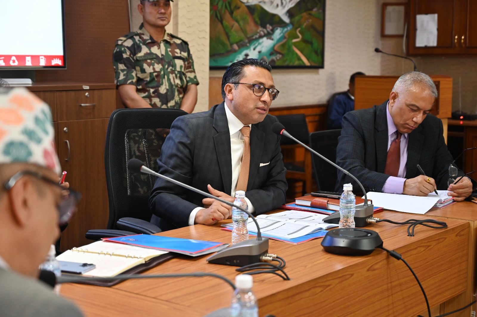 लगानी बोर्डका ५५ स्वीकृत आयोजनामध्ये २ मात्रै निर्माणमा, अर्थमन्त्री वाग्ले आक्रोशित