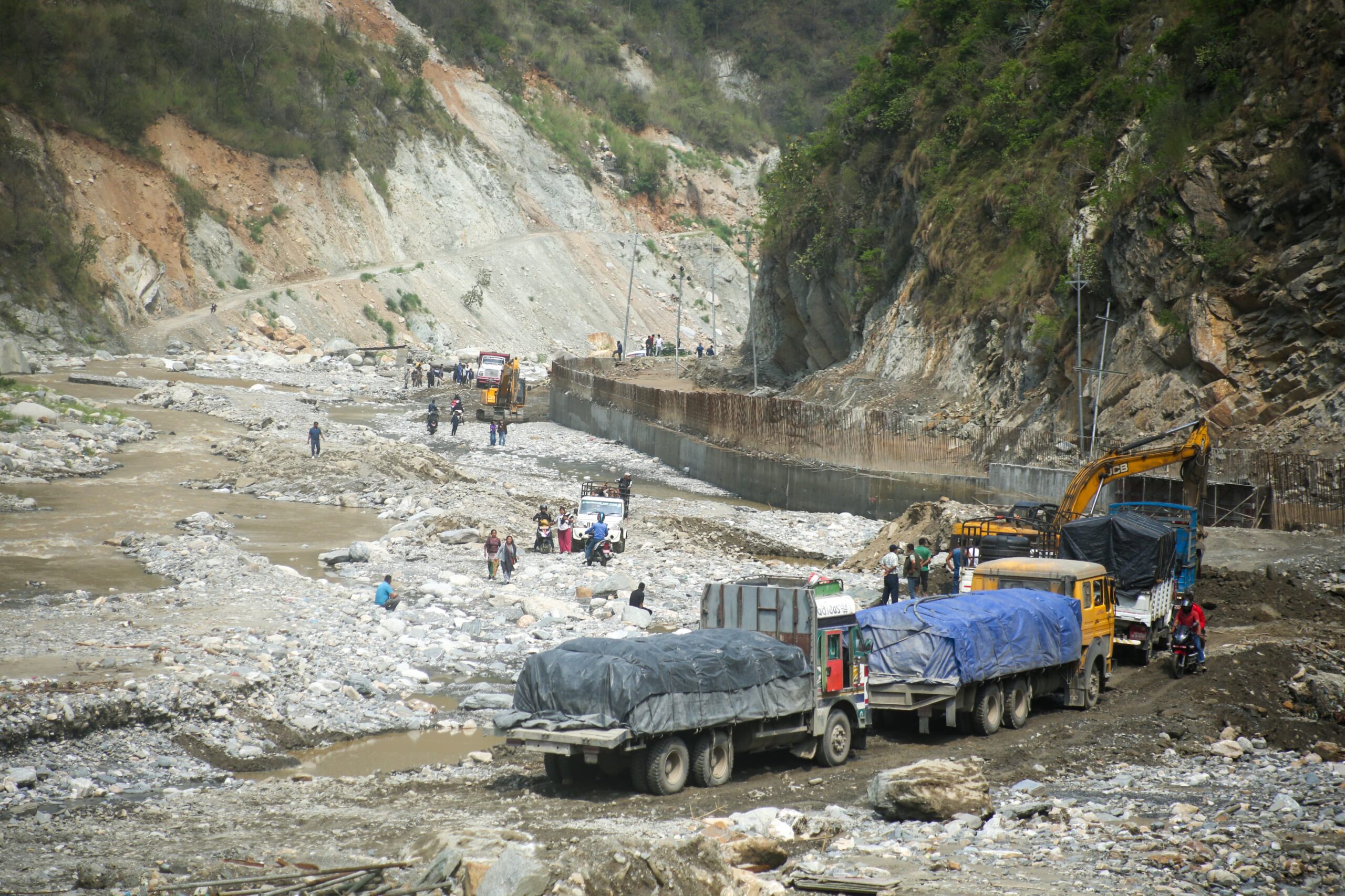 बीपी राजमार्ग पुनः सञ्चालनमा