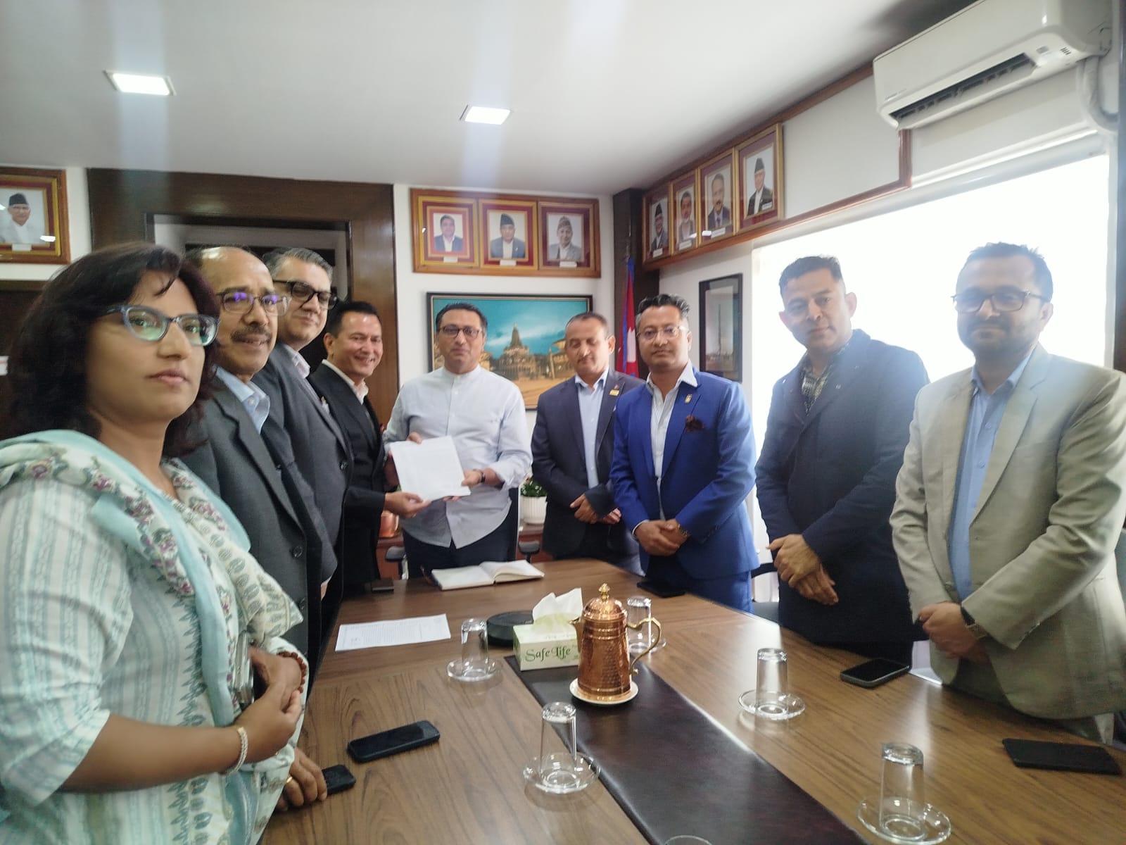 इप्पानको आगामी बजेटका लागि ५३ बुँदे सुझाव, ‘अर्थतन्त्रलाई हाक्ने क्षेत्रको रुपमा सरकार विकास गर्न चाहान्छ, साथ दिनुस’