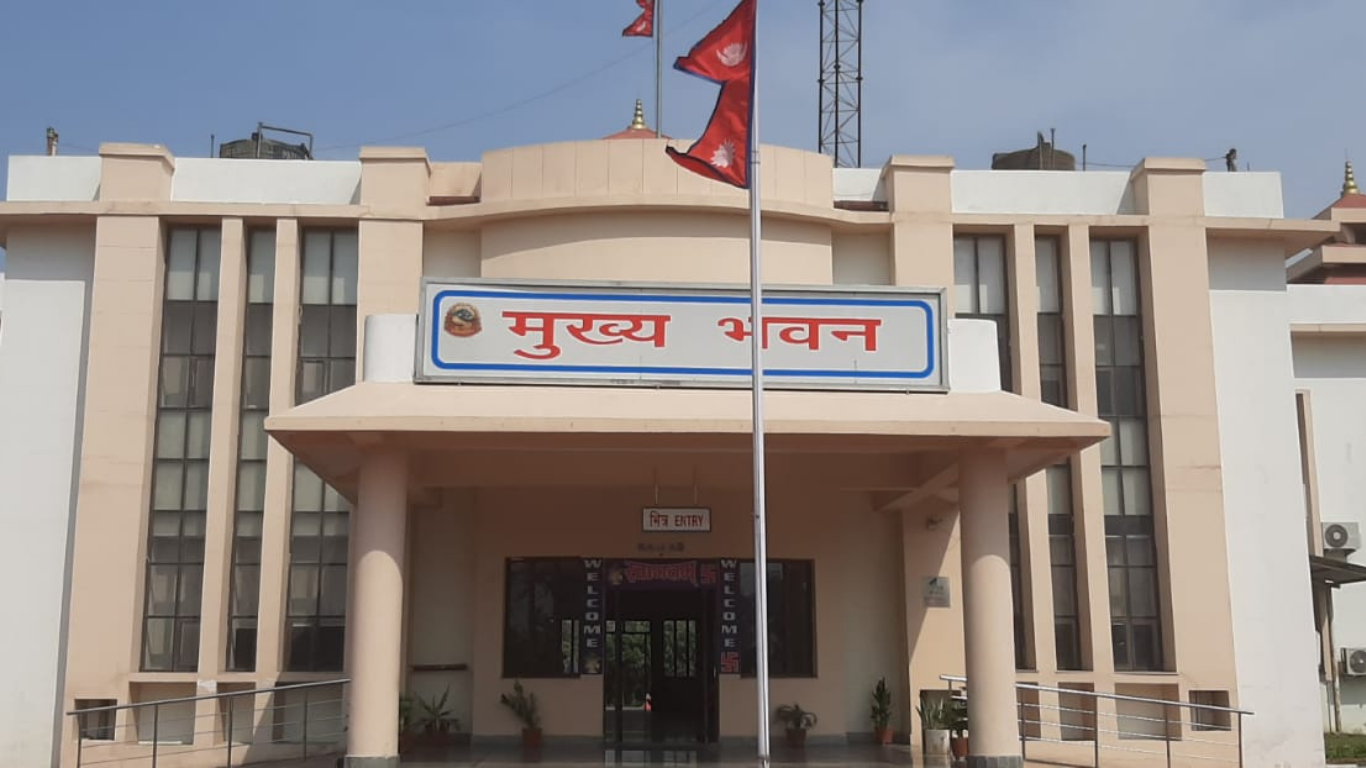 वीरगञ्ज नाकाबाट दलहन आयात २२ प्रतिशत घट्यो, १० महिनामा करिब ८ अर्बको आयात