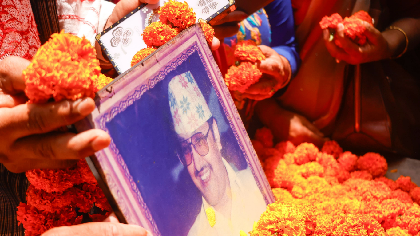 राजा वीरेन्द्रको २५औँ स्मृति सभा सम्पन्न, दरबार हत्याकाण्डको पुनः छानबिनको माग