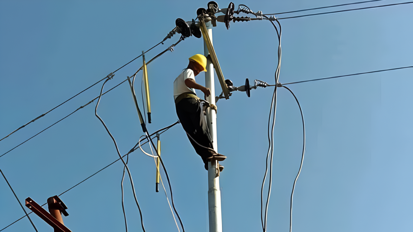 हेटौँडामा बक्यौता नतिर्ने उद्योगको विद्युत् काट्ने अभियान आजपनि जारी रहने