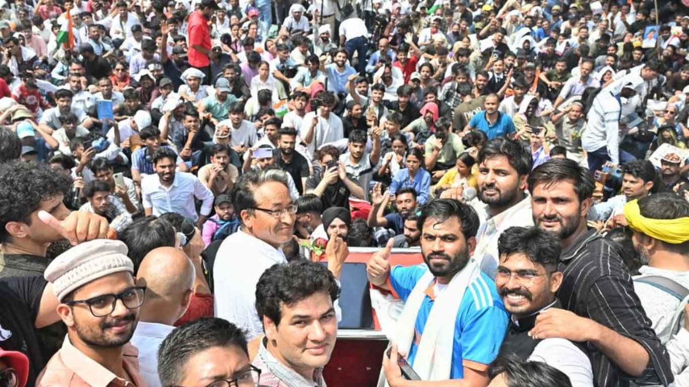 कक्रोच जनता पार्टीको प्रदर्शन: ६ जना नियन्त्रणमा, के यो जेन जी आन्दोलन हो?