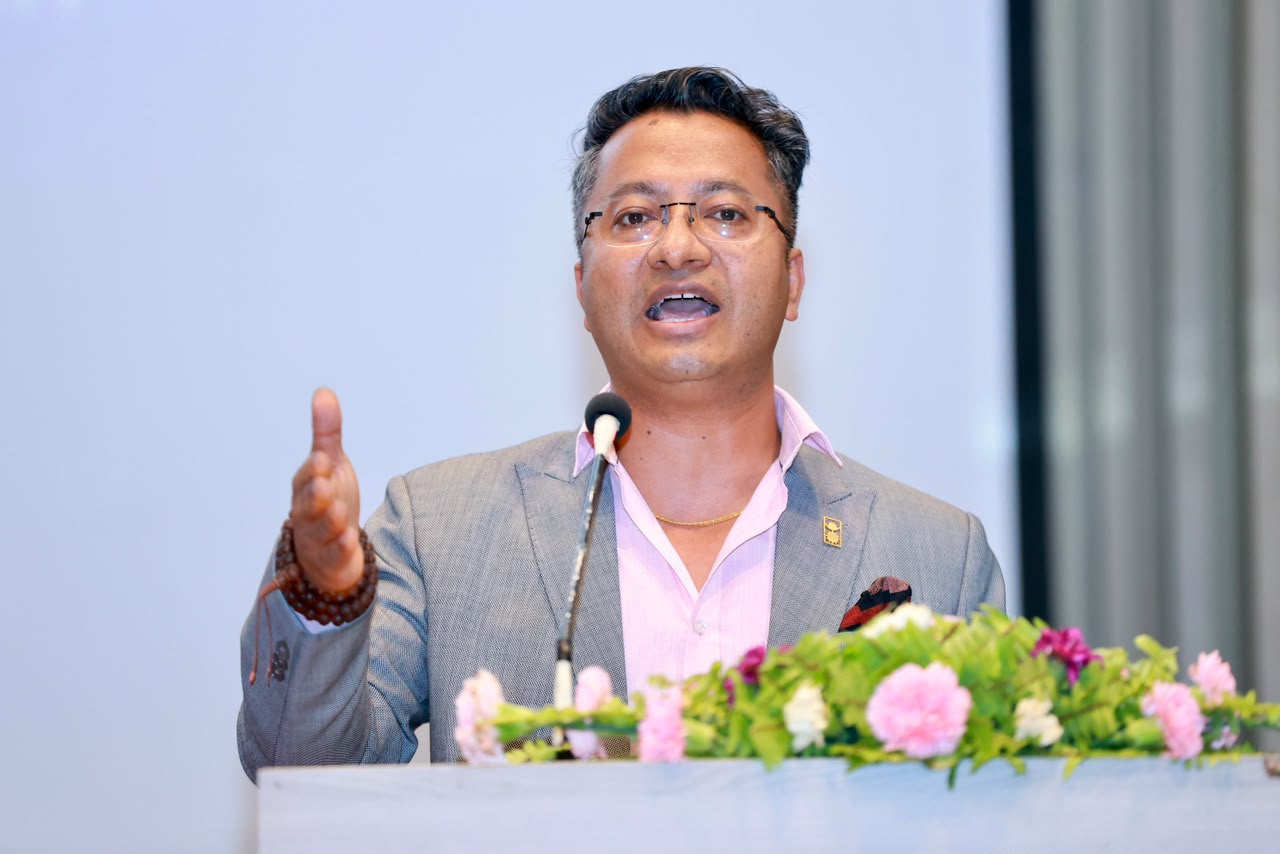 इप्पानको वरिष्ठ उपाध्यक्षमा उत्तम भ्लोन लामा निर्वाचित