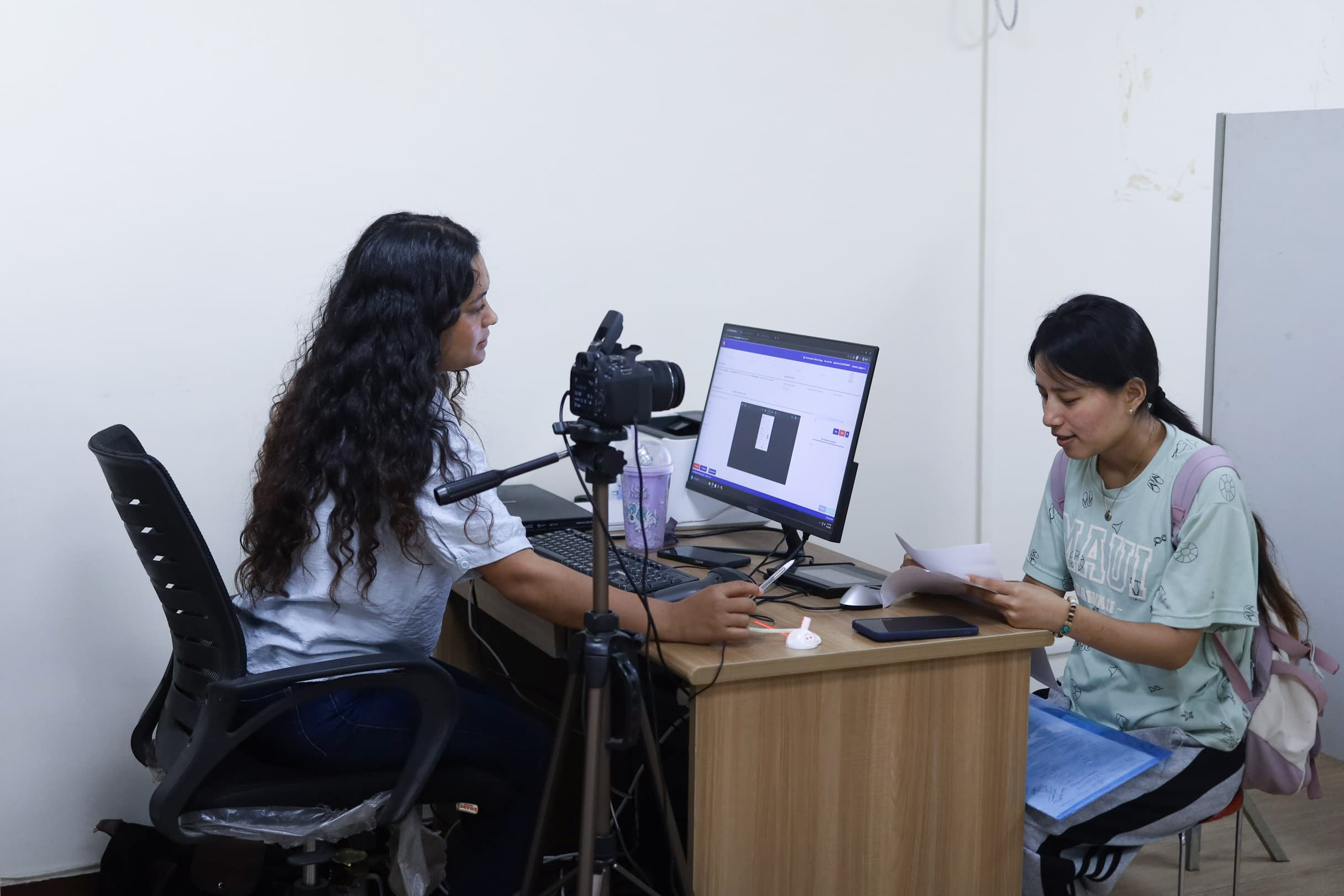 राहदानी आवेदन सोमबारसम्म खुला, तोकिएकै मिति र समयमा उपस्थित हुन विभागको आग्रह