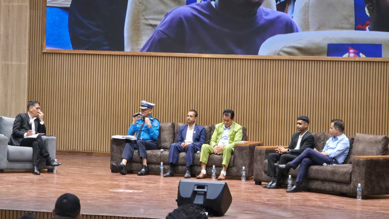 ५ वर्षभित्र यातायात क्षेत्र पूर्ण प्रविधिमैत्री बनाउने सरकारको तयारी छ- सभापति गजुरेल