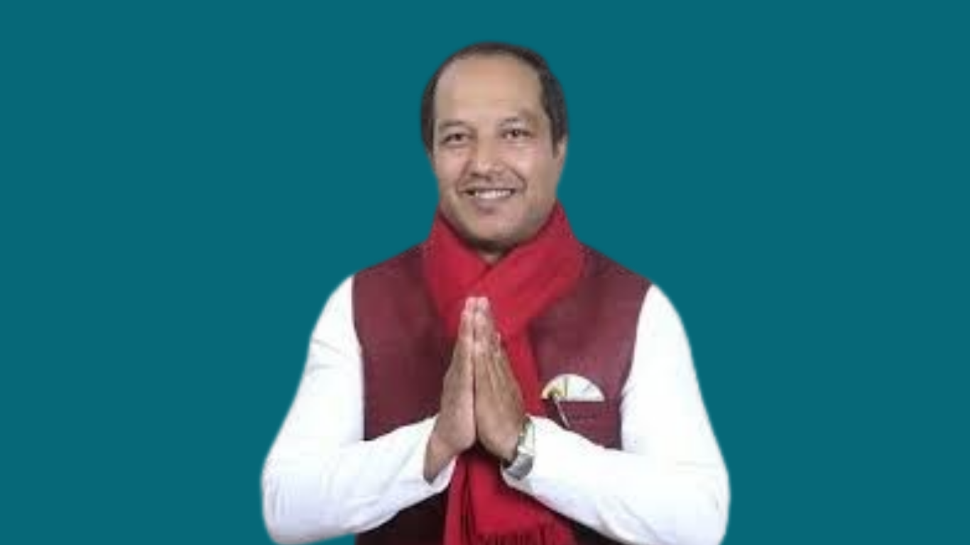 दीपक कुमार साह उद्योग, वाणिज्य तथा आपूर्तिमन्त्री सिफारिस, शपथ साढे ५ बजे