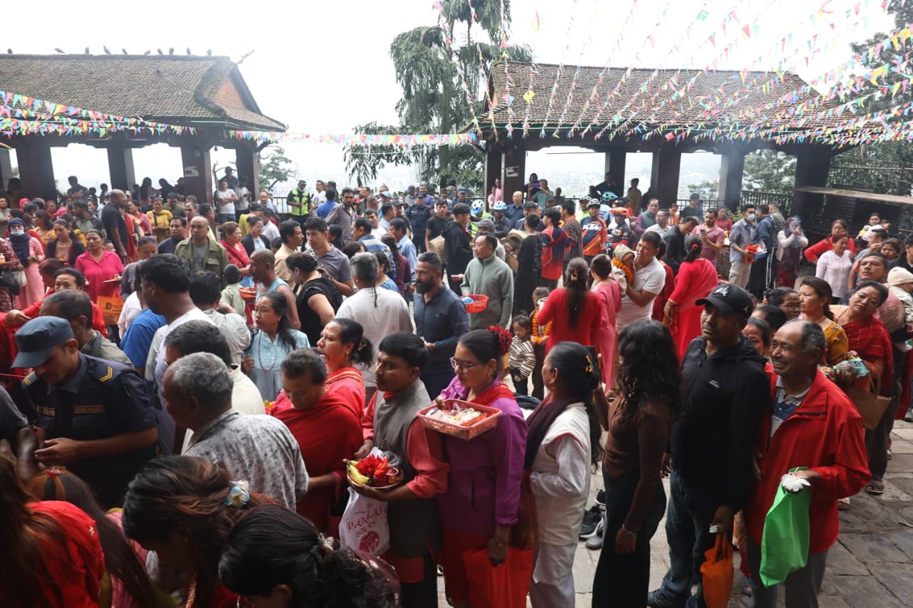 गणेश चतुर्थीमा सूर्यविनायक मन्दिरमा श्रद्धालुको घुइँचो