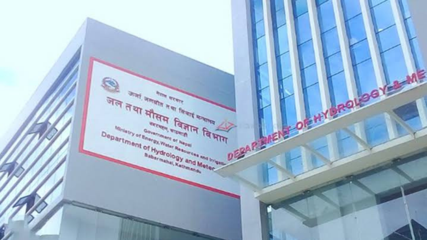 बाढी पूर्वसूचना र जोखिम न्यूनीकरणका लागि नयाँ रणनीति: जल तथा मौसम क्षेत्रको सुदृढीकरणका लागि श्वेतपत्र जारी