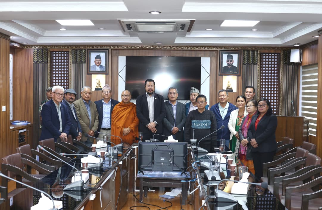 भोटेकोशी बाढीपीडितका लागि बेलायती गोर्खा नेपाली र रिब्डीकोट बुद्ध विहारको सहयोग